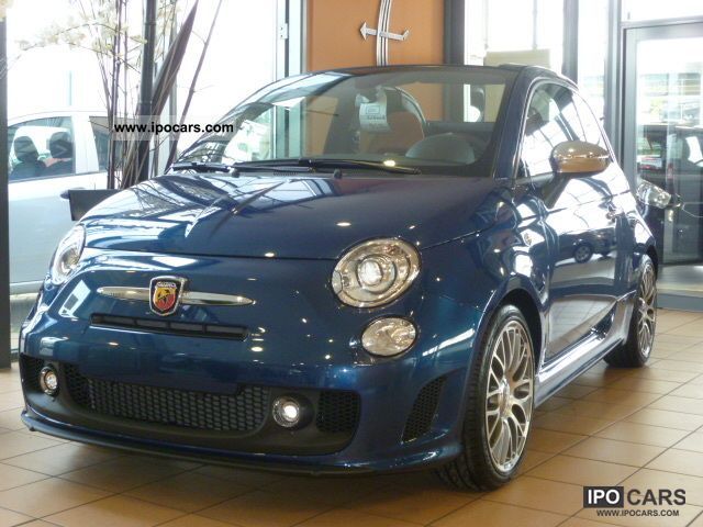 2011 Abarth  500C Convertible Italia Cabrio / roadster New vehicle photo