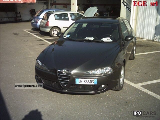 Alfa Romeo  147 1.6 (105) 5 per porte GPL 2006 Liquefied Petroleum Gas Cars (LPG, GPL, propane) photo