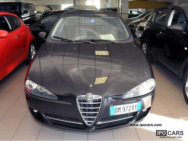2008 Alfa Romeo  147 1.9 JTD (120) 5 Distinctive porte Limousine Used vehicle photo