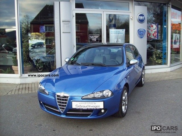2008 Alfa Romeo  147 5 3 1.6 TS 16V Doors Series Black Li Limousine Used vehicle photo