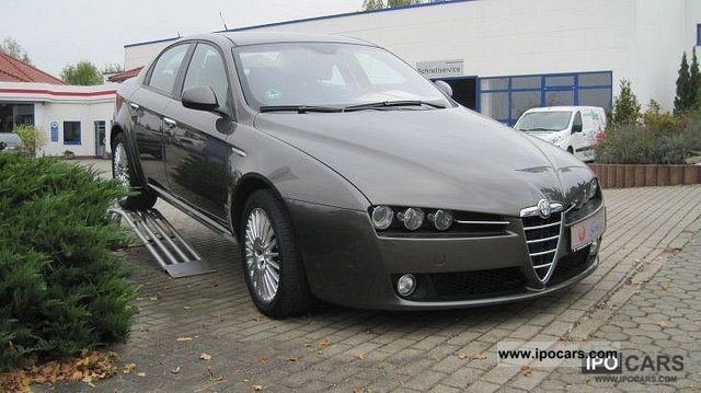 2005 Alfa Romeo 159 1.9 JTDM 16V Distinctive Limousine Used vehicle ...