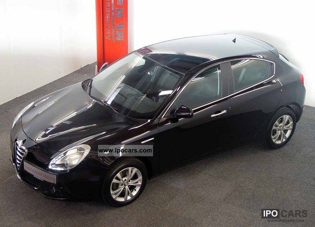 2010 Alfa Romeo  Giulietta TB MultiAir 16V Turismo HUGE SELECTION Limousine Employee's Car photo