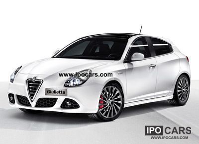 2011 Alfa Romeo  Giulietta 1.4 * SUPER * XENON * KURVENLCHT DT.ALFA H S Small Car New vehicle photo