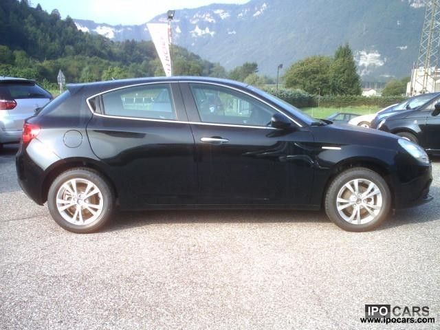 2011 Alfa Romeo  Giulietta 1.6 JTD 105cv S & S Limousine Used vehicle photo