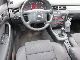 2003 Audi  A6 Avant 2.5 TDI navigation system Estate Car Used vehicle
			(business photo 6