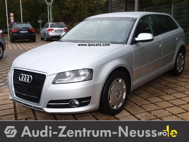 2010 Audi  A3 1.6 TDI Sportback - Climate, Navi, sit Limousine Used vehicle photo