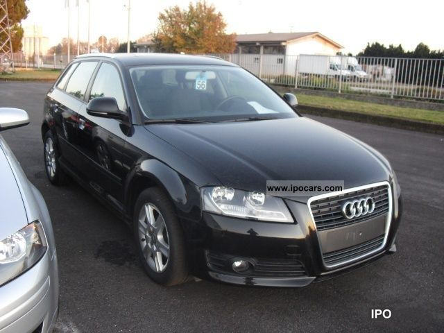 2010 Audi  A3 SPB. 1.6 TDI CR F.AP. Attraction Limousine Used vehicle photo