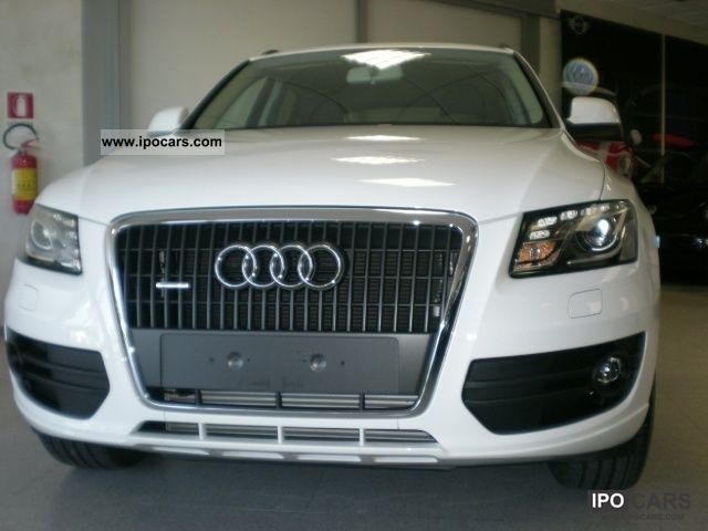 2010 Audi  Q5 2.0 TDI 170 CV * S-TRONIC/XENO/PDC PRONTA CONS Limousine Used vehicle photo