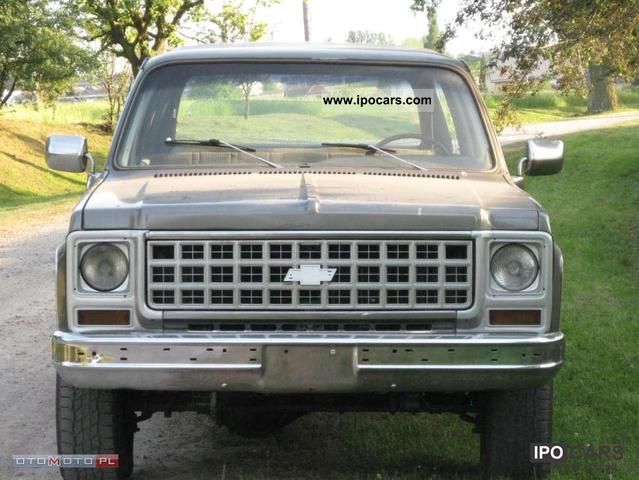 Chevrolet  Suburban 4x4 5.7 1979 Vintage, Classic and Old Cars photo
