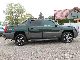 2004 Chevrolet  Avalanche 4x4 Off-road Vehicle/Pickup Truck Used vehicle photo 2