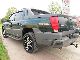 2004 Chevrolet  Avalanche 4x4 Off-road Vehicle/Pickup Truck Used vehicle photo 4