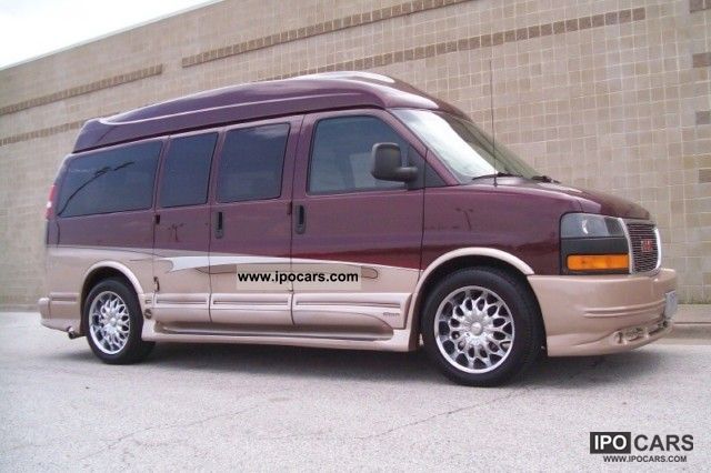 2008 brown chevy passenger van