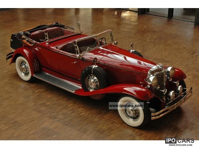 1931 Chrysler  Imperial Dual Cowl Cabrio / roadster Classic Vehicle photo
