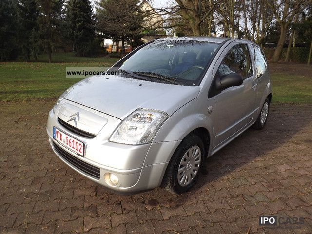 2004 Citroen  C2 1.4 Climate Small Car Used vehicle photo