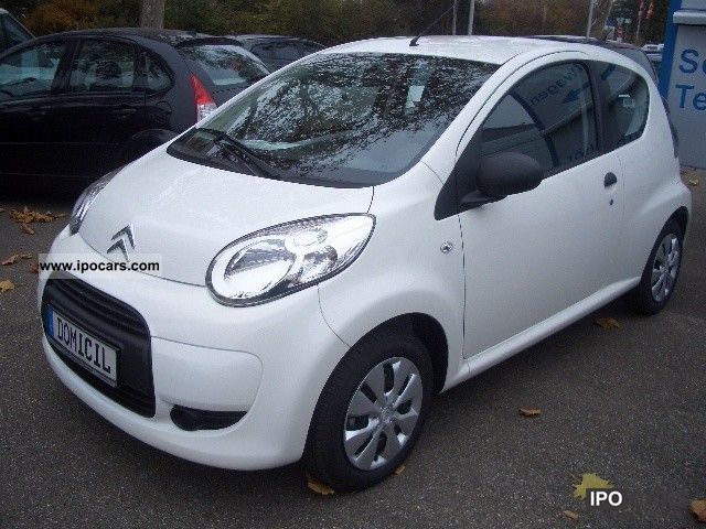 2011 Citroen  C1 3-door 1.0 Advance Small Car Pre-Registration photo
