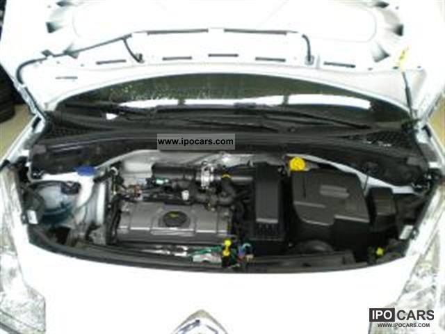 2011 Citroen C3 1.1 Attraction - Car Photo And Specs