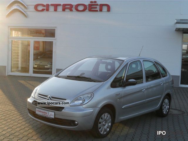 2005 Citroen  Xsara Picasso HDi 110 Exclusive Van / Minibus Used vehicle photo