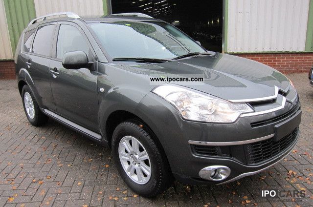 2008 Citroen  C-Crosser 4.2 Klimatronic/7-Sitzer/4WD Off-road Vehicle/Pickup Truck Used vehicle photo