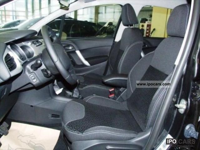 2012 Citroen  C3 1.4 HDI70 FAP COMFORT Limousine Used vehicle photo