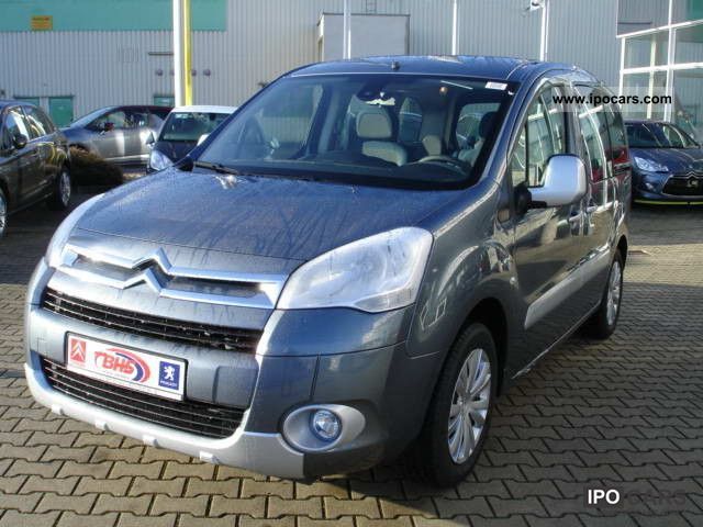 2011 Citroen  Berlingo HDi 90 e-EGS6 Silver Selection Estate Car New vehicle photo