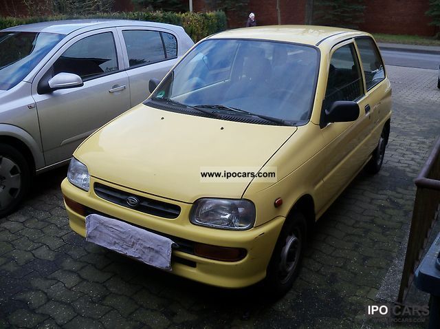 1995 Daihatsu  Cuore Small Car Used vehicle photo