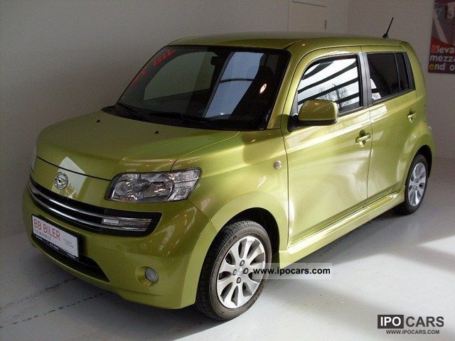 2011 Daihatsu  Materia 1.5 Small Car Used vehicle photo