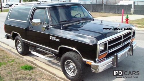 1988 Dodge  RAM Off-road Vehicle/Pickup Truck Used vehicle photo