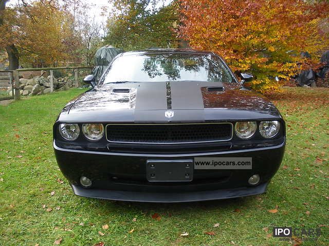2009 Dodge  Challenger Sports car/Coupe Used vehicle photo