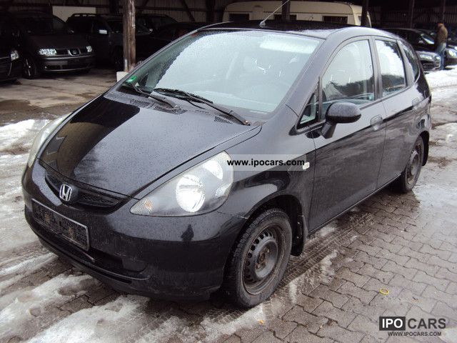 2003 Honda  Jazz 1.4 Small Car Used vehicle photo