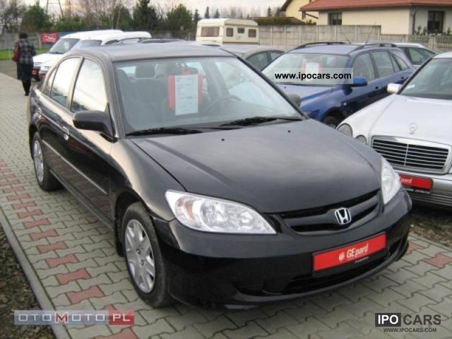 2005 Honda  Civic 1.7 16V AUTOMACIK Limousine Used vehicle photo