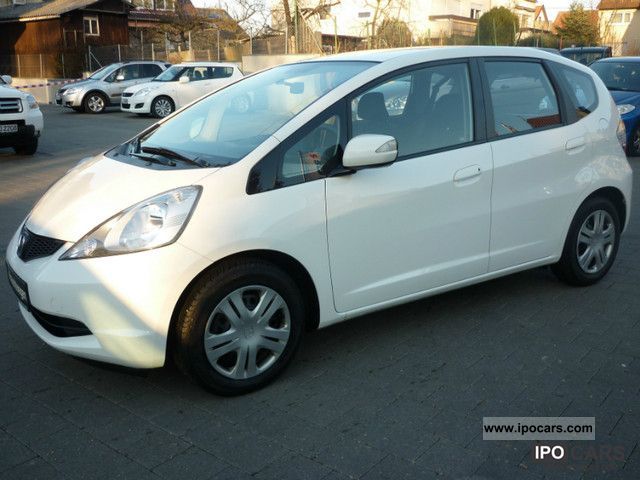 2009 Honda  Jazz 1.4 i-VTEC Comfort Small Car Used vehicle photo