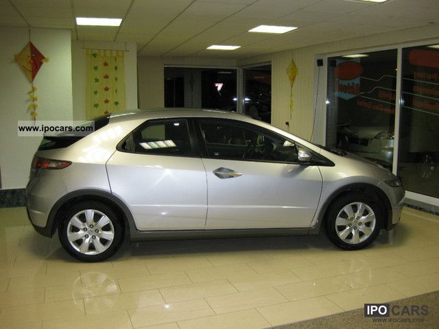 2011 Honda  Civic 1.4 Edition seats Limousine Used vehicle photo