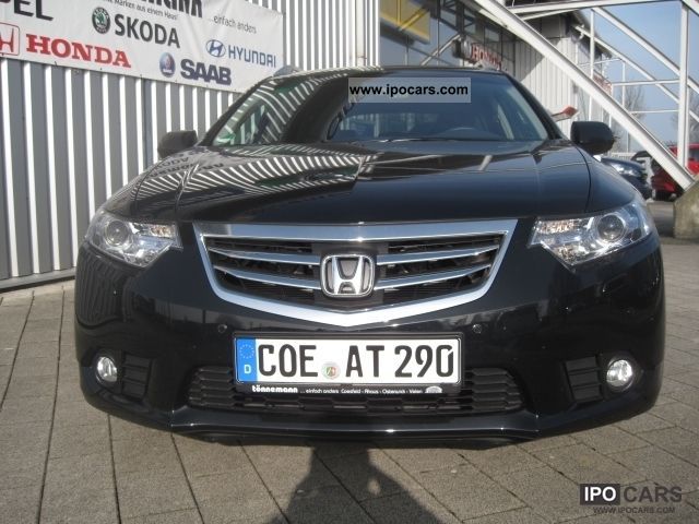2012 Honda  Accord Tourer Elegance 50 years Estate Car Demonstration Vehicle photo