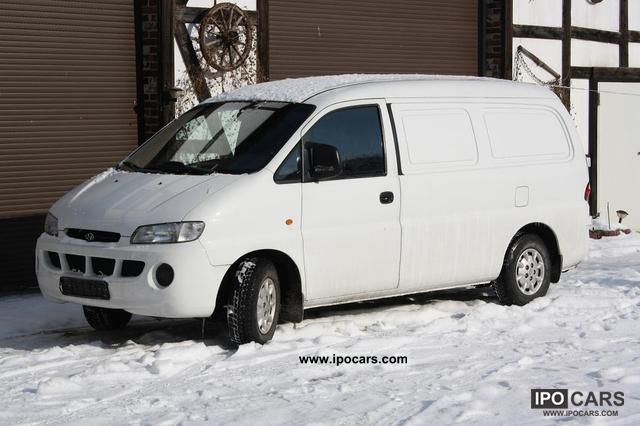 2000 Hyundai  H-1 2.5 TD Van / Minibus Used vehicle photo