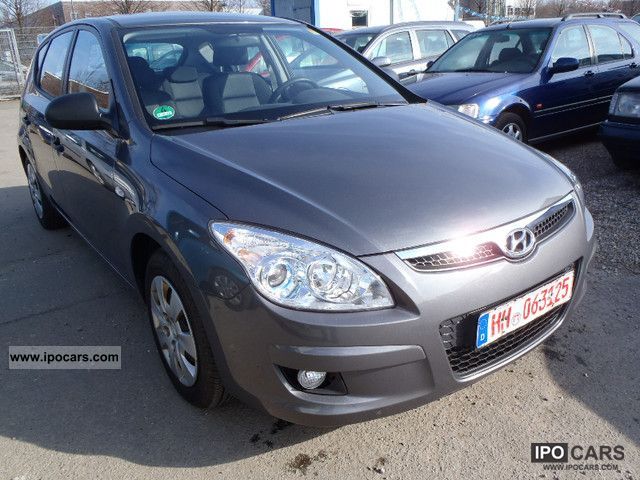 09 Hyundai I30 1 4 Edition Plus Auto Top Benzina Gag Car Photo And Specs
