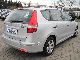2011 Hyundai  i30 Kombi 1.4i Edition PLUS + Air Conditioning Estate Car Used vehicle photo 3