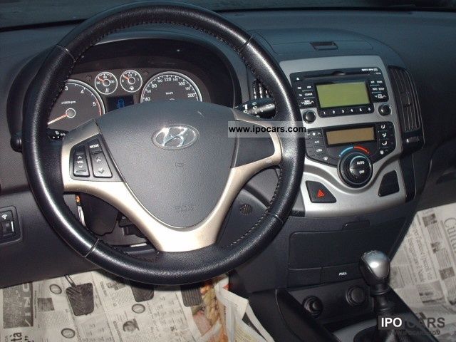 2011 Hyundai I30 1 6 Crdi Cv90 Active Car Photo And Specs