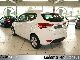 2011 Hyundai  ix20 climate control / 5-year warranty / CD / ESP Small Car Employee's Car photo 9