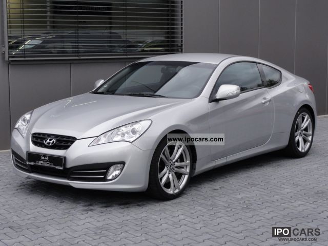 2011 Hyundai  Coupe 2.0T Plus Package 19 \ Sports car/Coupe New vehicle photo