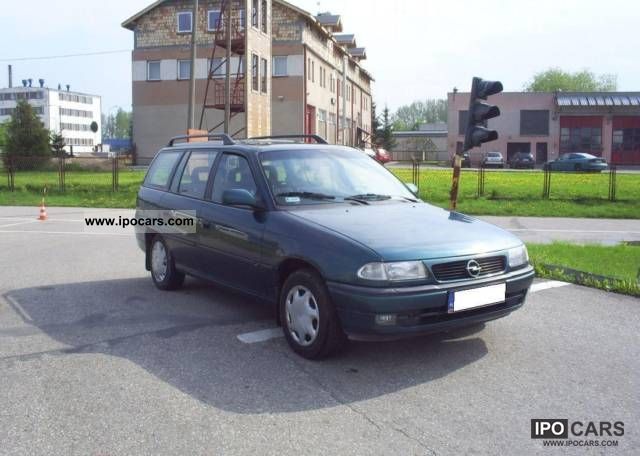 1997 Isuzu  Opel Astra 1.7 TD Estate Car Used vehicle photo