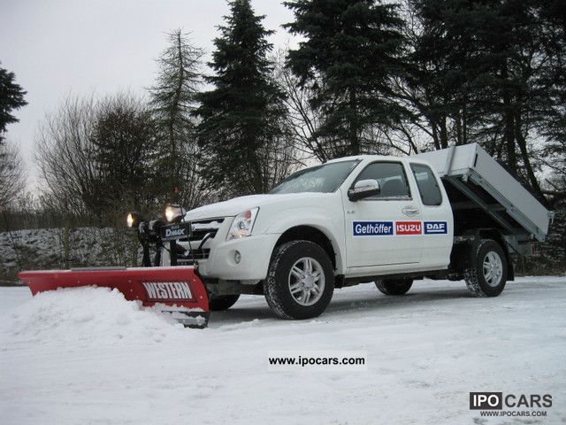 2011 Isuzu  4x4 winter snow plow + + spreader trucks Off-road Vehicle/Pickup Truck New vehicle photo