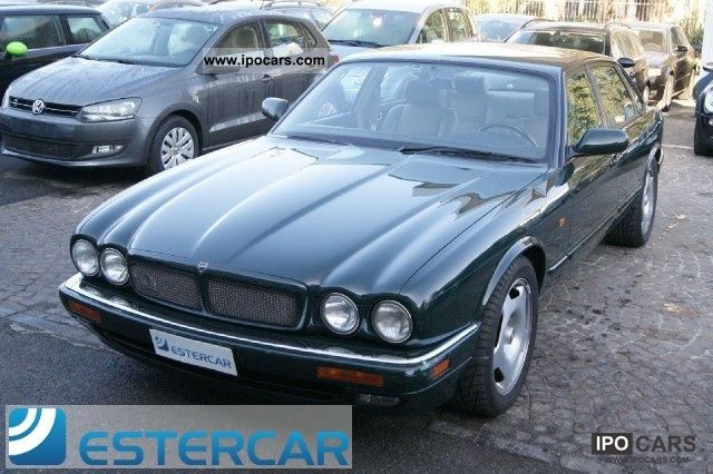 1995 Jaguar  JAGUAR XJR 4.0 AUTOMATICO PELLE usata Brescia BS Limousine Used vehicle photo