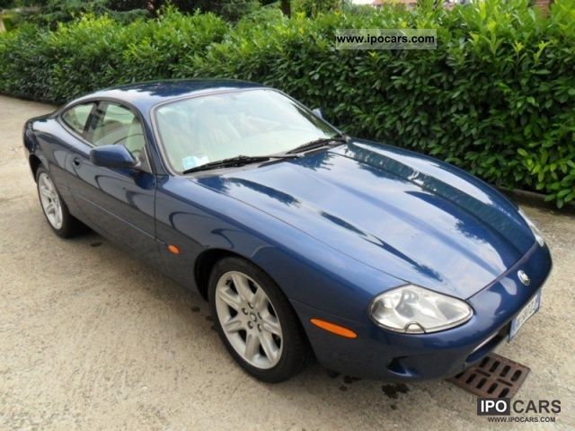 1997 Jaguar  XK8 4.0 Coupe *** *** PERMUTE Sports car/Coupe Used vehicle photo