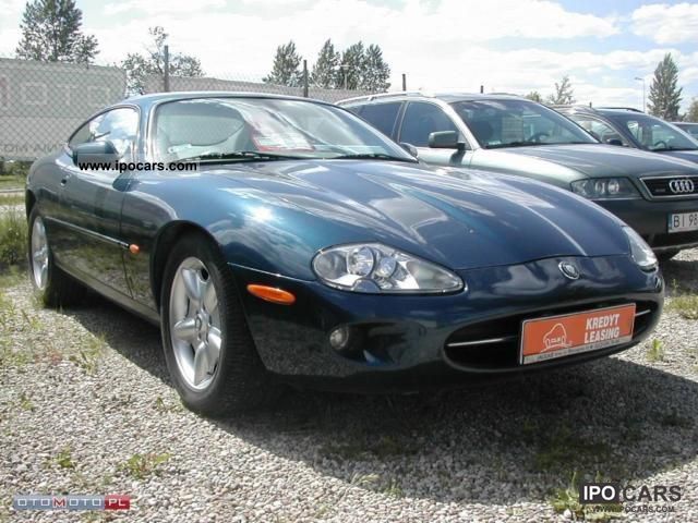 2000 Jaguar  XK XK 8 Sports car/Coupe Used vehicle photo
