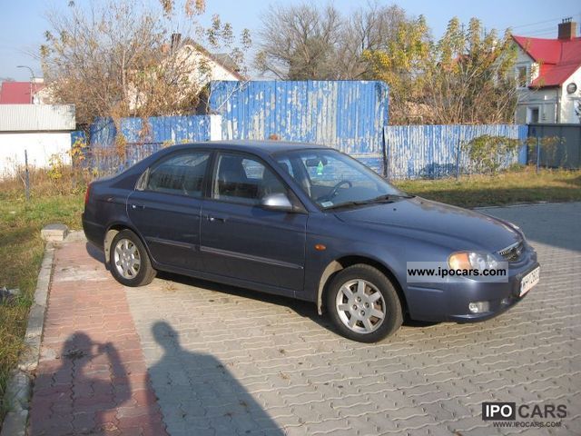 2003 Kia Shuma Car Photo and Specs