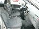 2005 Kia  Carens 2.0 16V Automatic air conditioning Van / Minibus Used vehicle photo 6