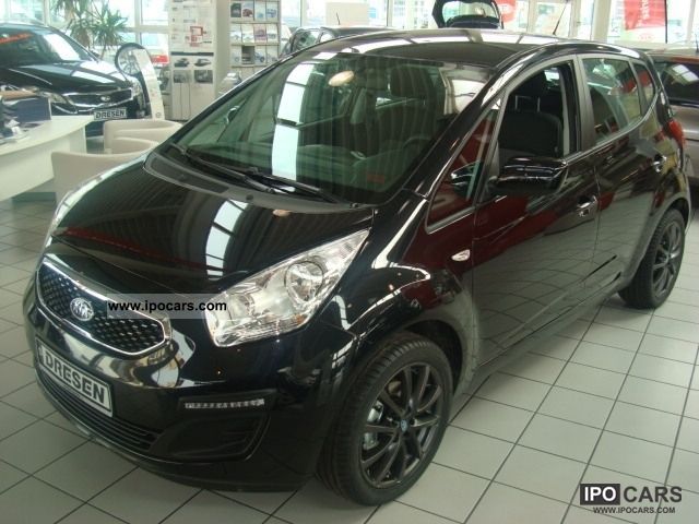 2012 Kia  VENGA 1.6 Edition 7 Dream Team - climate, Small Car Demonstration Vehicle photo