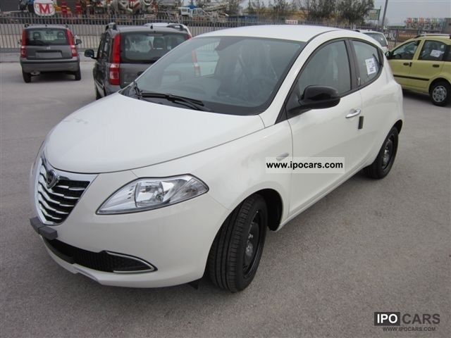 2012 Lancia  Ypsilon 1.2 8V Gold S e S 69cv Limousine Used vehicle photo