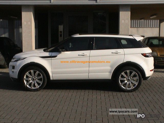 2011 Land Rover  RR Evoque TD4 Dynamic Aut-5T & NEW FROM WAREHOUSE!! Off-road Vehicle/Pickup Truck New vehicle photo