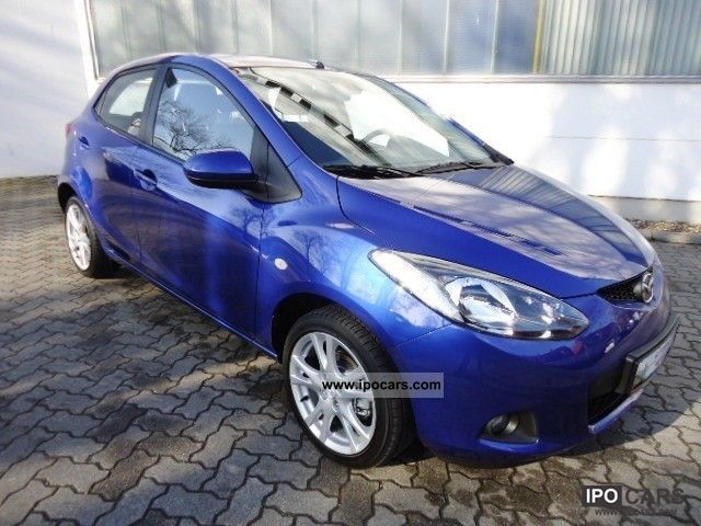 2009 Mazda  2 Klimaautom. 1.Hand Vollaust impression. Small Car Used vehicle photo